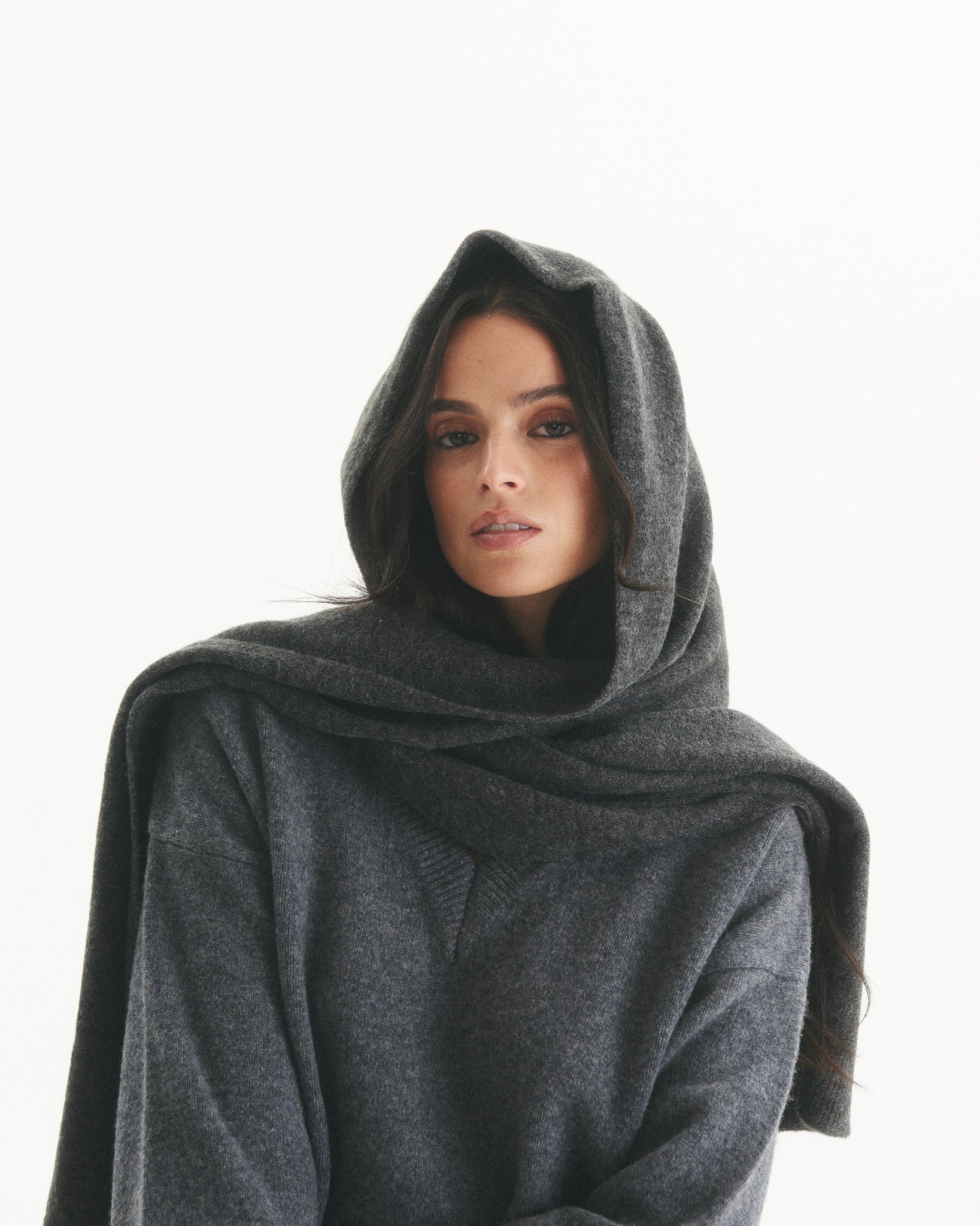 Bufanda 100% Lana Ina Gris Oscuro