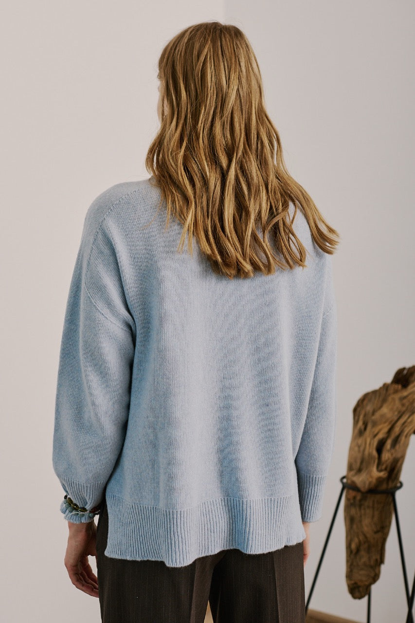 Sweater Lana y Cashmere Ancona Celeste Vista Posterior