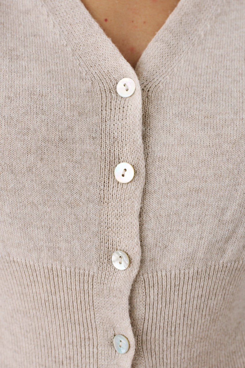 Chaleco Lana y Cashmere Beige Detalle