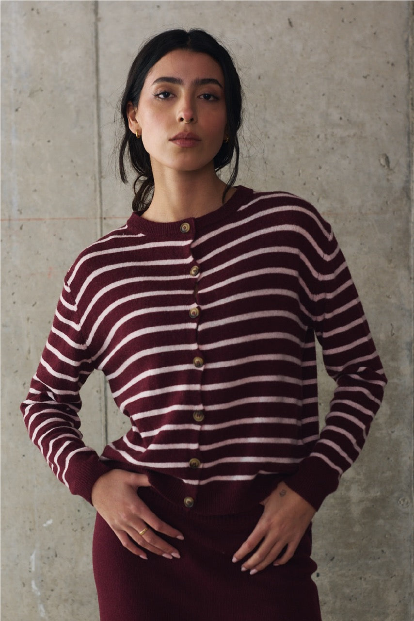 Chaleco Lana y Cashmere Ponzo Burdeo Vista Frontal