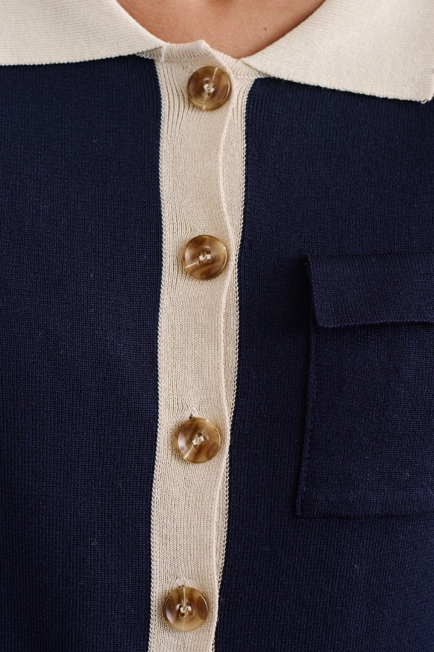 Chaleco Viscosa Stina Azul Marino Detalle