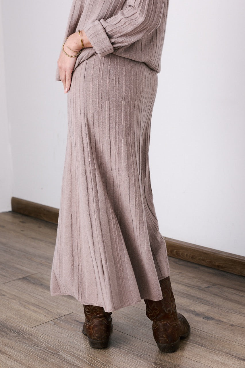 Falda Lana y Cashmere Runa Beige Vista Lateral 2