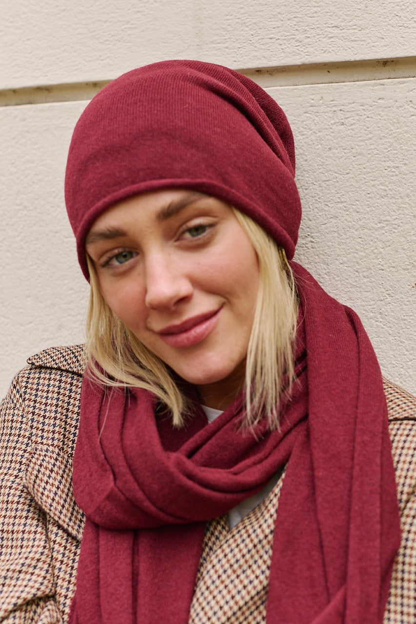 Gorro Lana y Cashmere Positano Burdeo Vista Frontal