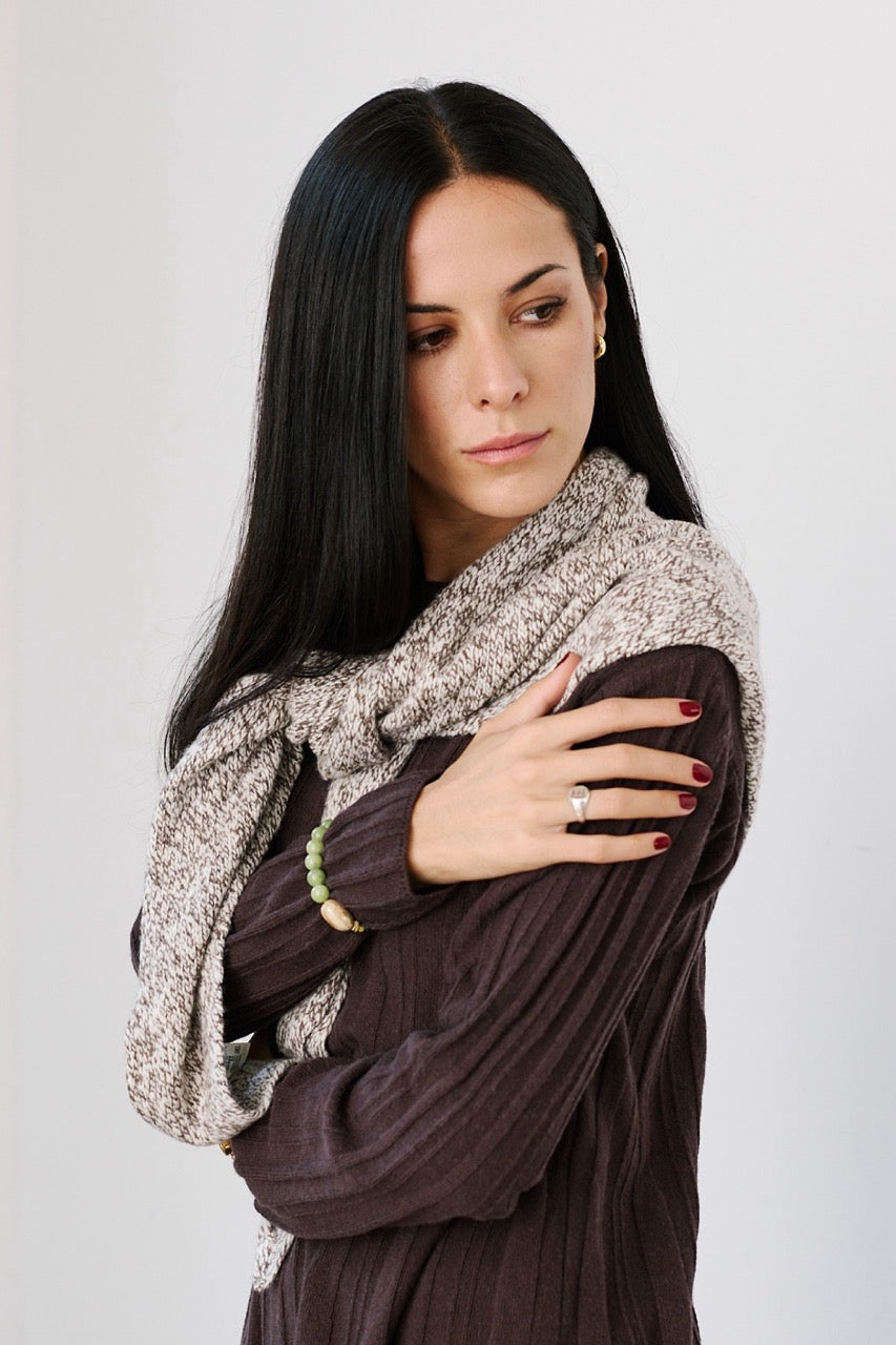 Capa 100% Lana Kora Gris Vista Lateral