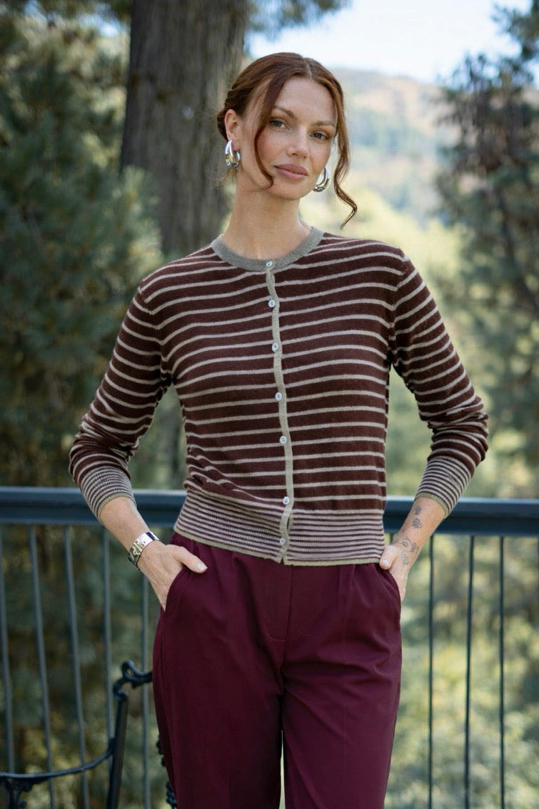 Chaleco Lana y Cashmere Parma Café Vista Frontal