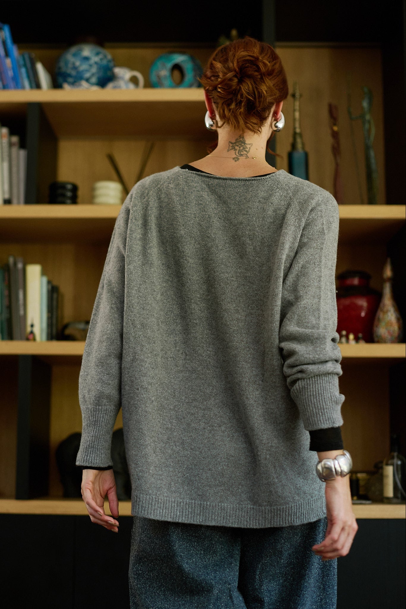 Sweater Lana y Cashmere Sorrento Gris Vista Posterior