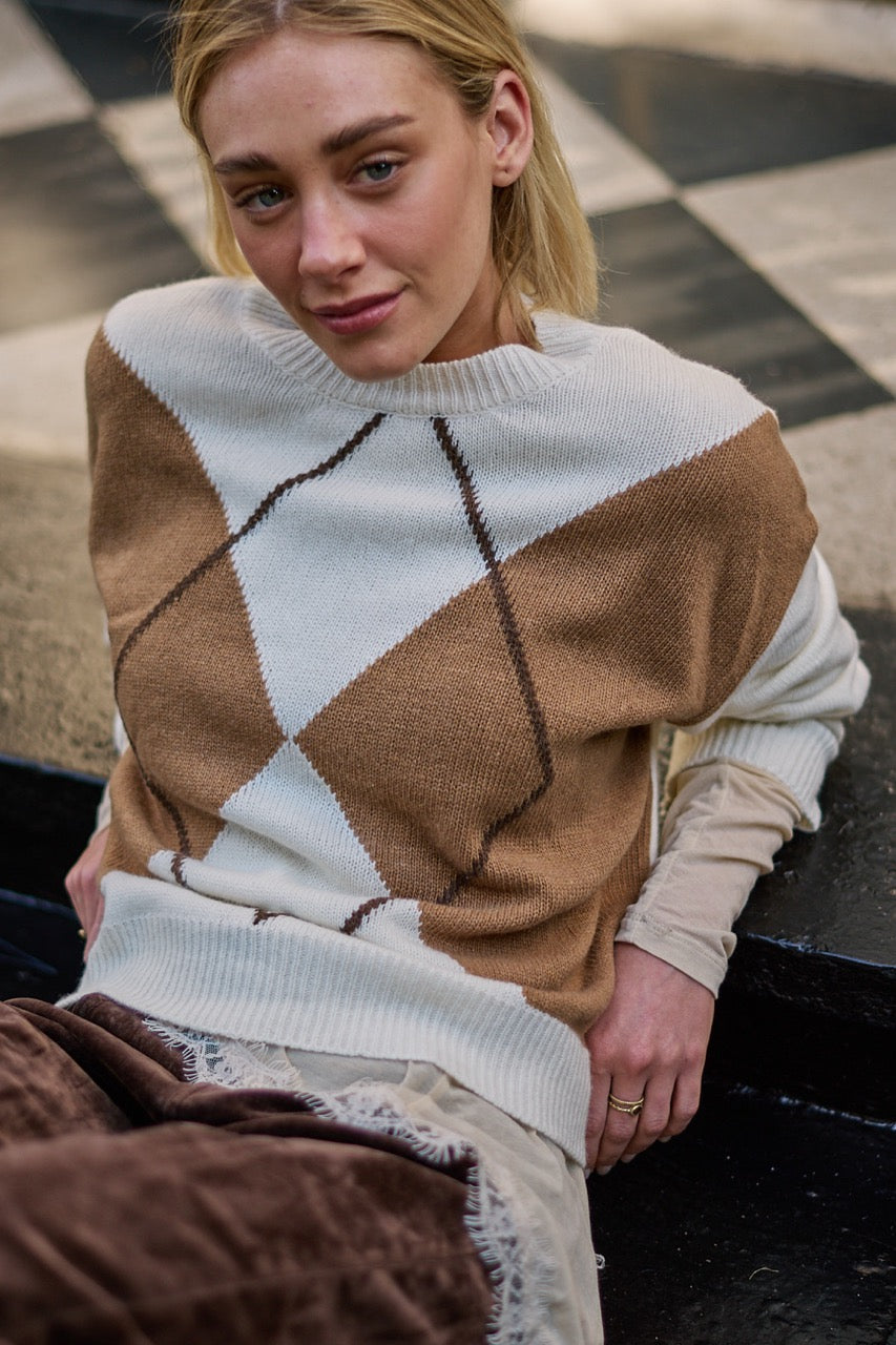 Sweater Lana y Cashmere Avola Blanco/Camel Detalle