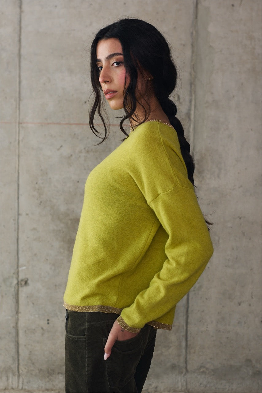 Sweater Lana y Cashmere Cefalú Pistacho Vista Lateral