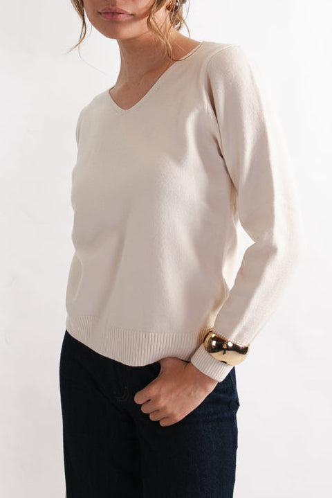 Sweater Lana Grete Crudo Detalle