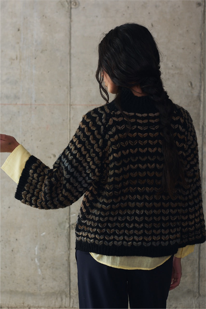 Sweater Blend Lana Novara Negro Vista Posterior