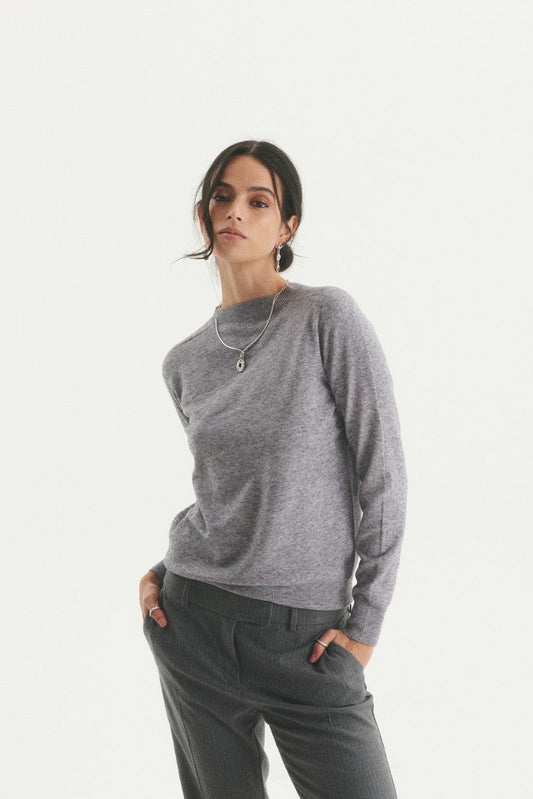 Sweater Lana Vilma Gris Vista Frontal 2