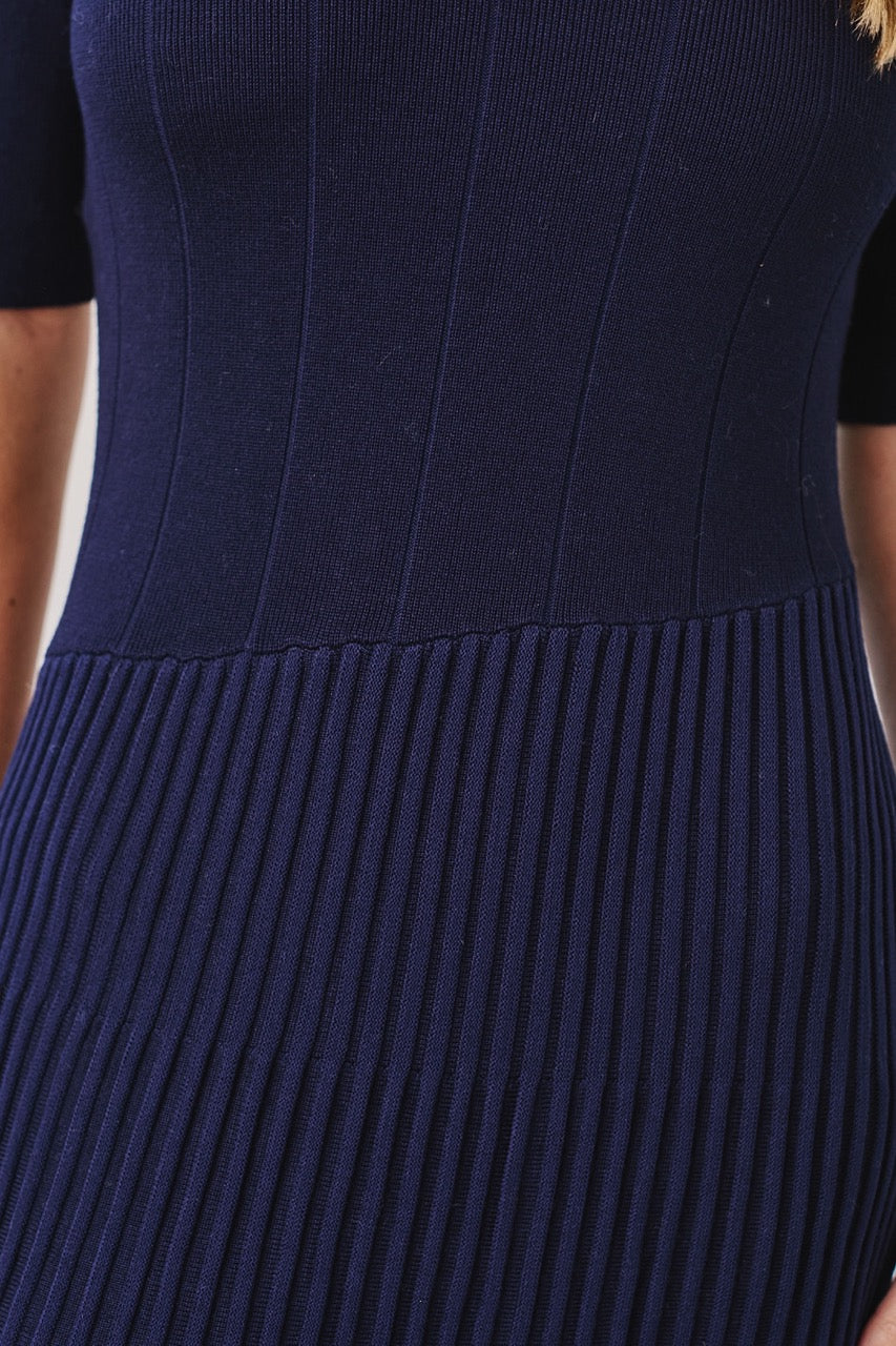 Vestido Viscosa Vetra Azul Marino Detalle