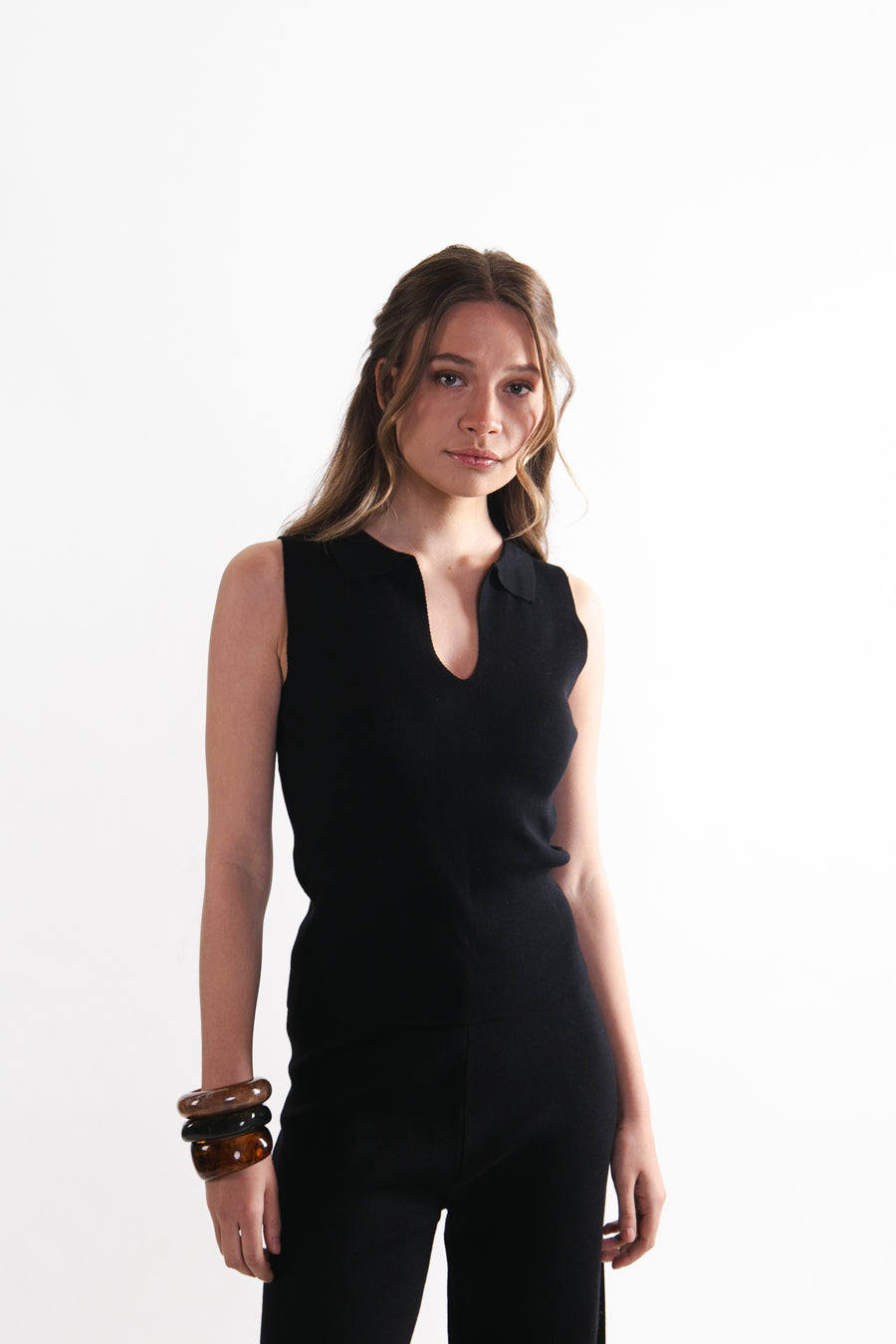 Top sin manga Viscosa Mely Negro