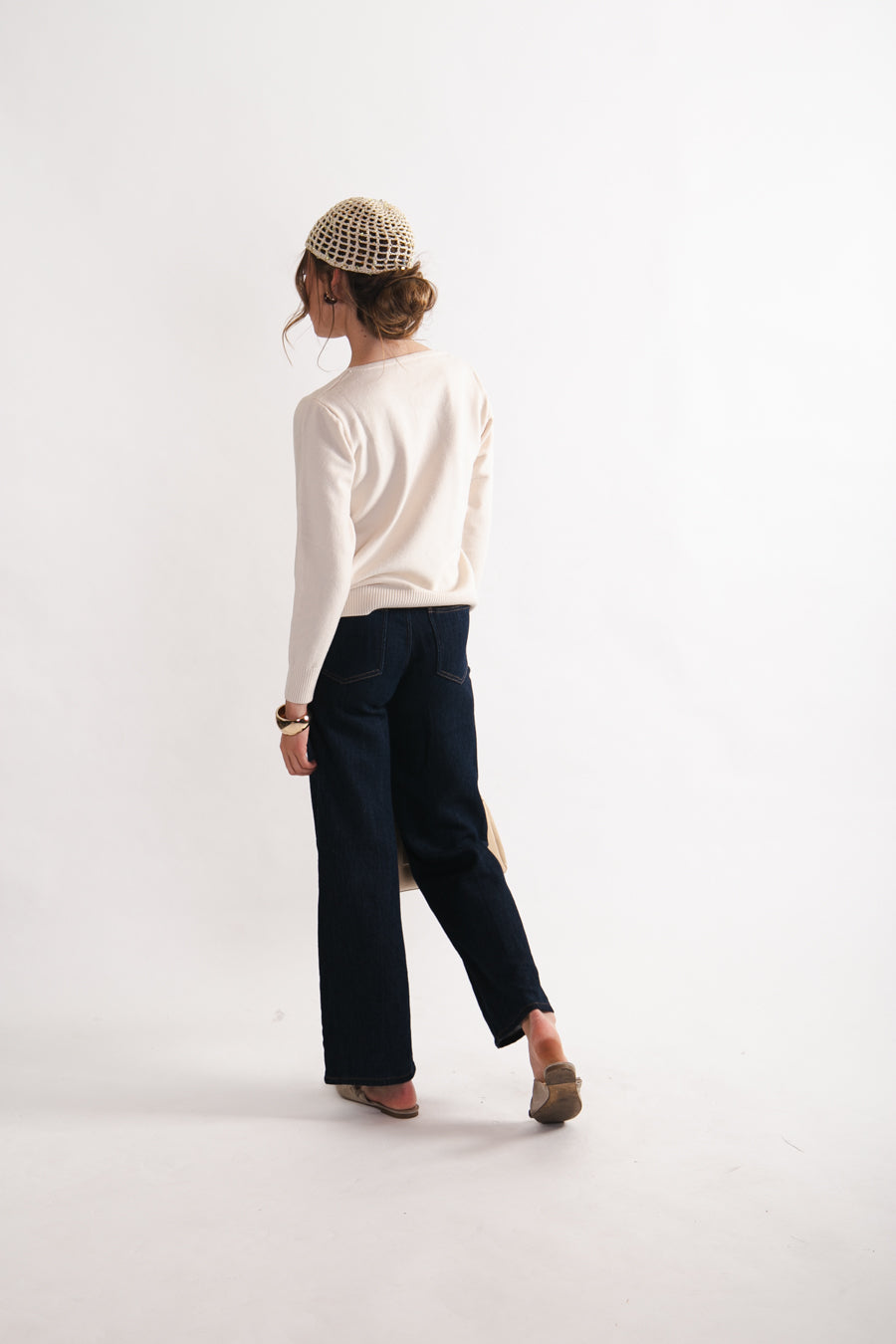 Sweater Essential en V Guadalupe Beige